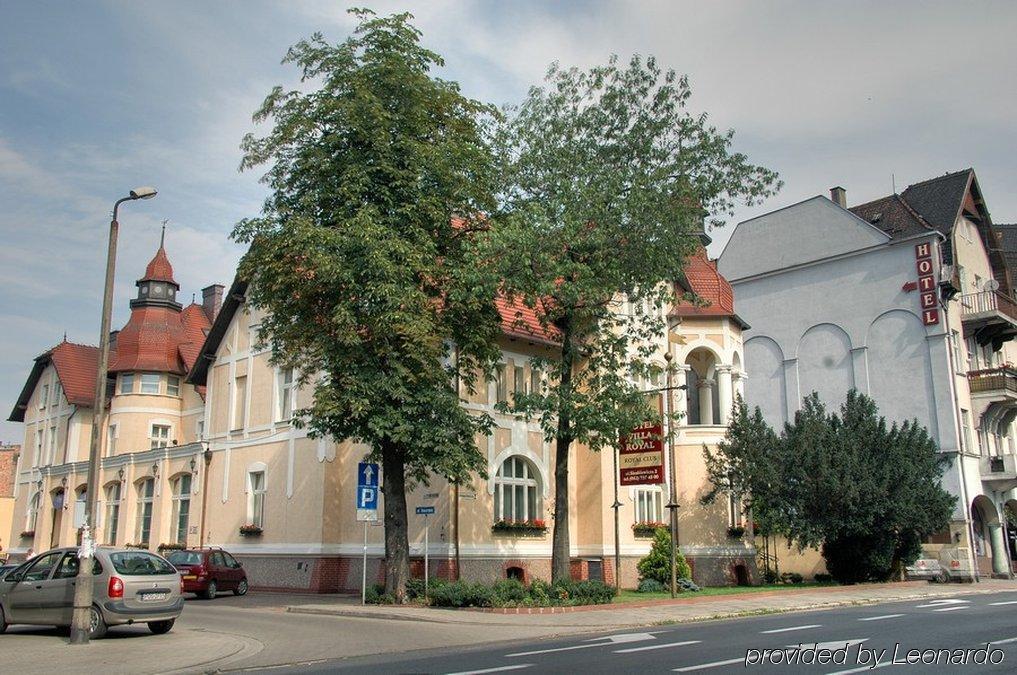 Villa Royal Ostrów Wielkopolski Eksteriør billede